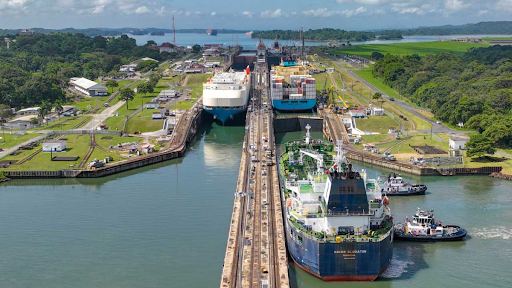 Panama Canal History Construction Engineering Revenue